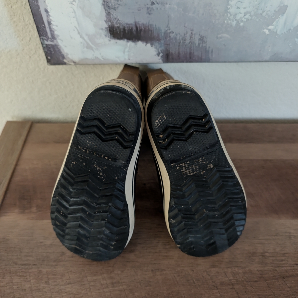 Sorel Tan and Black Kids Snow Boots - Picture 6 of 9